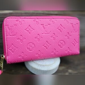 Fashion Monogram Embossed Wallet